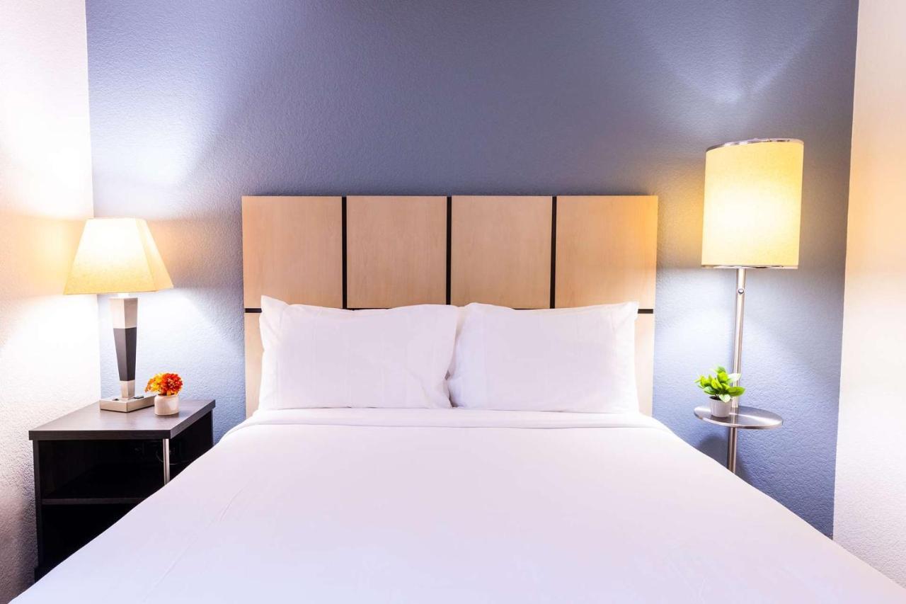 Sonesta Simply Suites Austin The Domain Area Εξωτερικό φωτογραφία